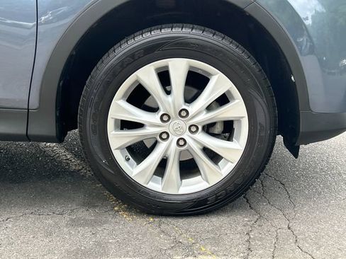 Used 2014 Toyota RAV4 Limited FWD image 29