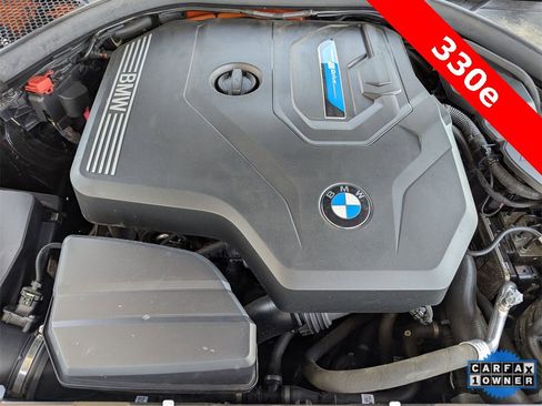 Used 2023 BMW 330e 330e iPerformance w/ Premium Package image 9