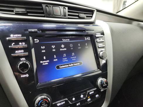Used 2021 Nissan Murano S FWD image 4
