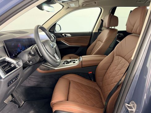 Certified 2026 BMW X7 xDrive40i AWD/4WD image 5