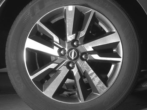 Used 2025 Nissan Versa SV FWD image 15