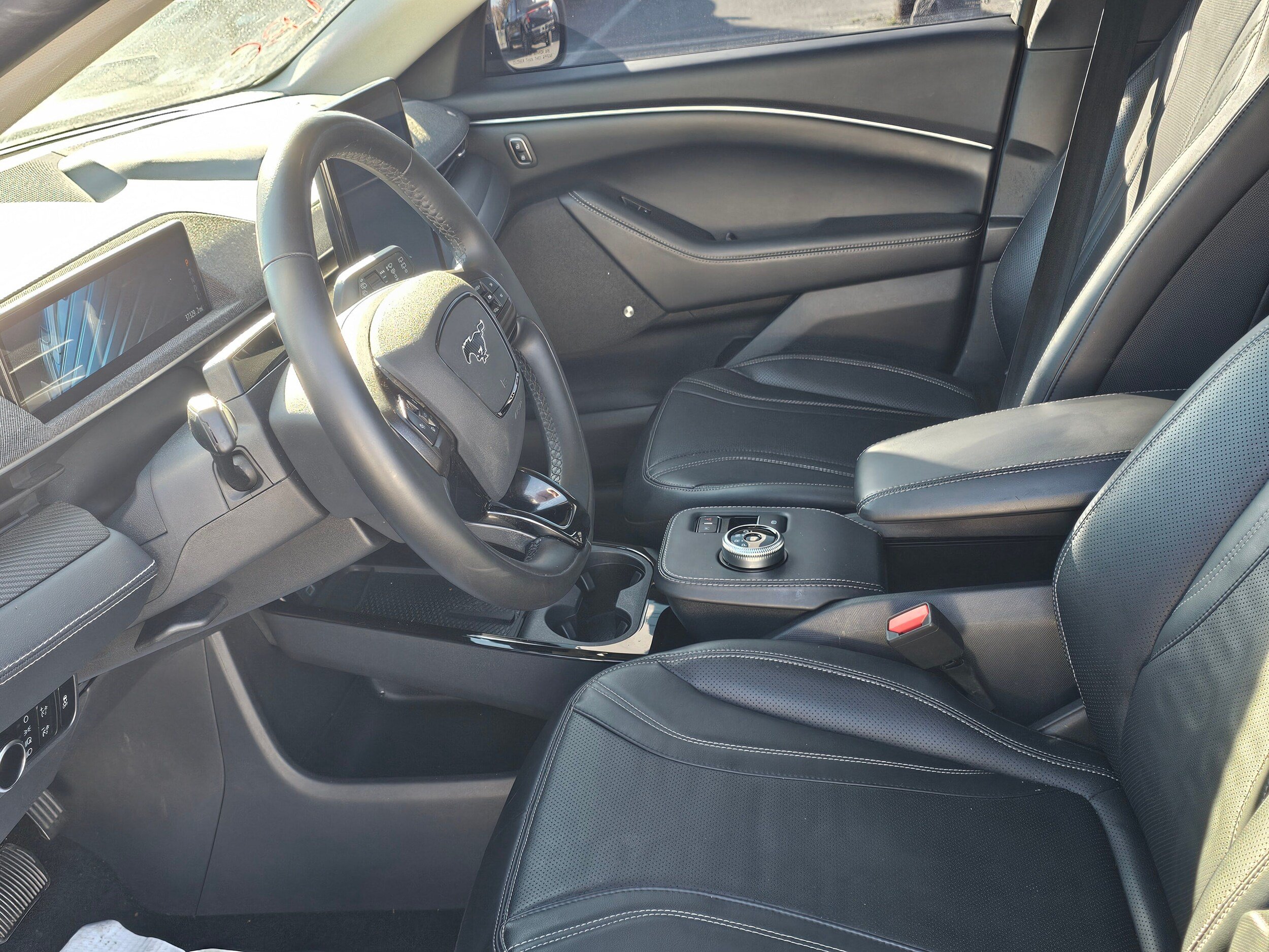Used 2024 Ford Mustang Mach-E Premium AWD/4WD image 6