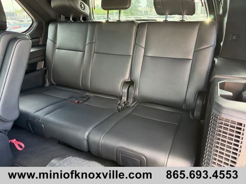 Used 2024 Toyota Sequoia Platinum AWD/4WD image 19