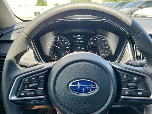 Used 2025 Subaru Outback Premium w/ Popular Package #1A image 11