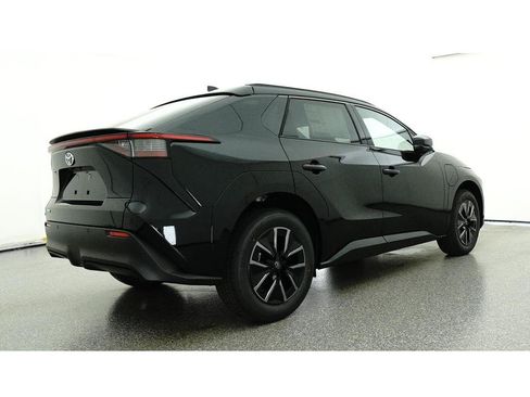 New 2026 Toyota bZ FWD image 25