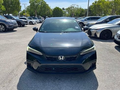 Used 2023 Honda Civic Sport image 2