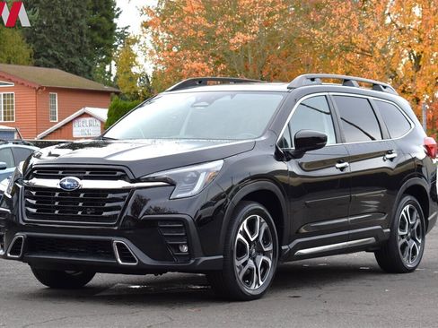 Used 2024 Subaru Ascent Touring image 8