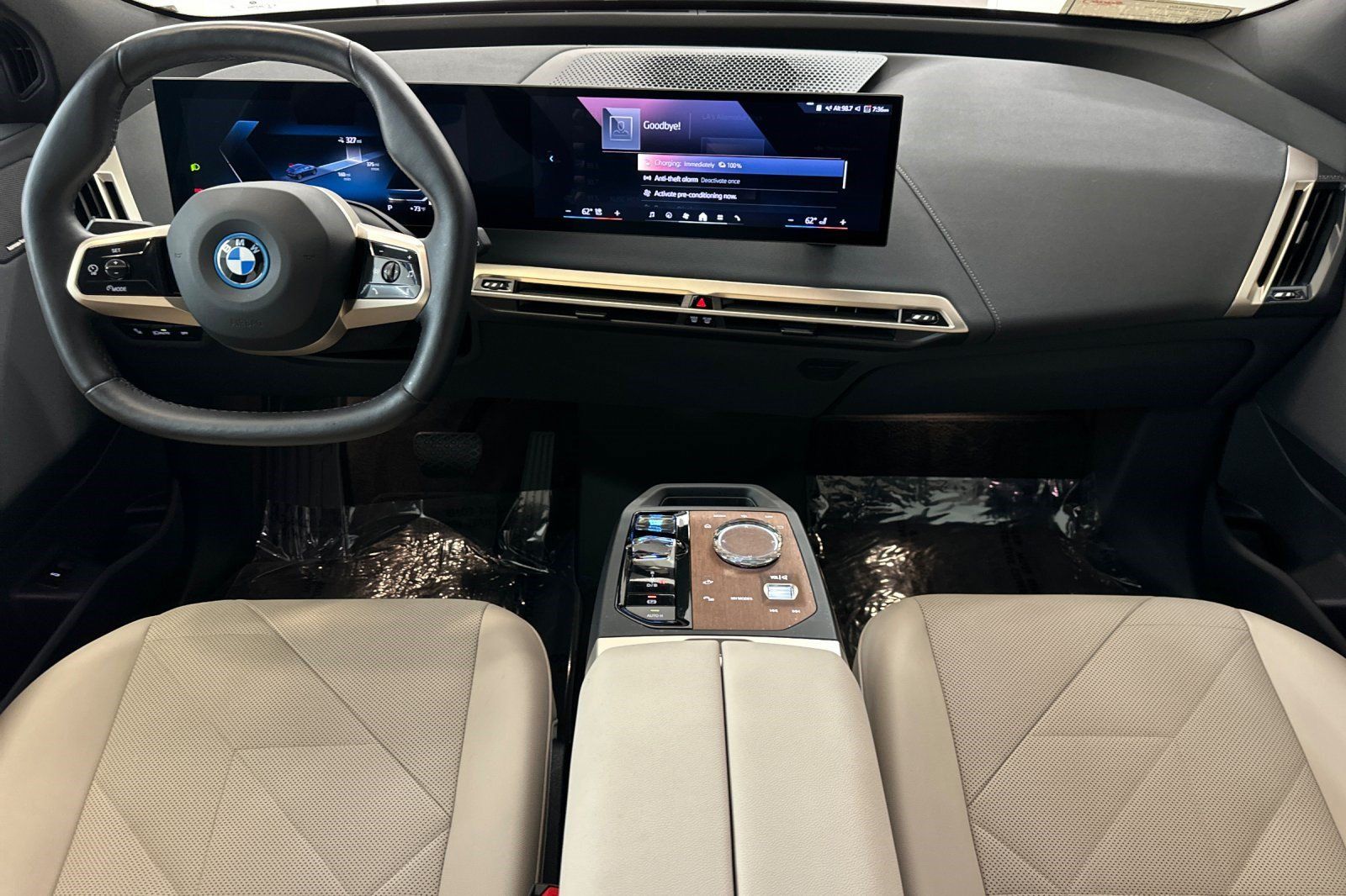 Used 2024 BMW iX xDrive50 AWD/4WD image 15