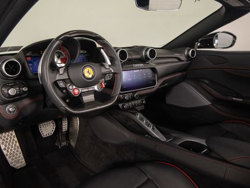 Certified 2022 Ferrari Portofino M RWD image 17