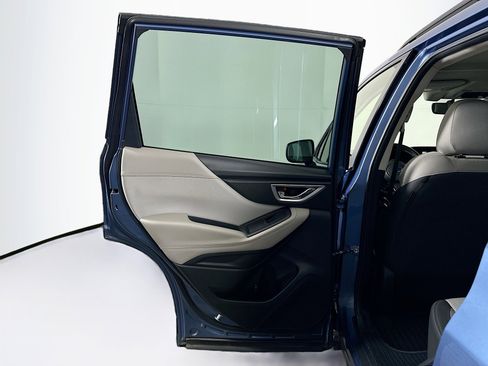 Used 2021 Subaru Forester Premium image 26