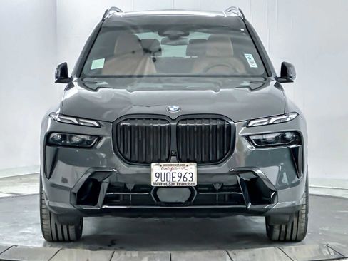 Used 2026 BMW X7 xDrive40i w/ M Sport Package image 10