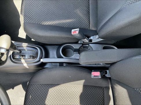 Used 2008 Hyundai Accent GS FWD image 15