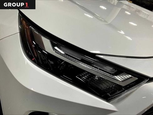 Used 2025 Toyota RAV4 XLE w/ Convenience Package image 28