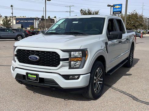 Used 2023 Ford F150 XL image 3