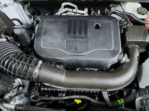 Used 2023 GMC Acadia SLE w/ Driver Convenience Package image 34