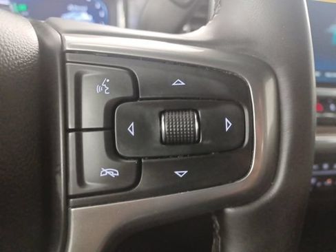 Used 2025 Chevrolet Silverado 1500 LT RWD image 23