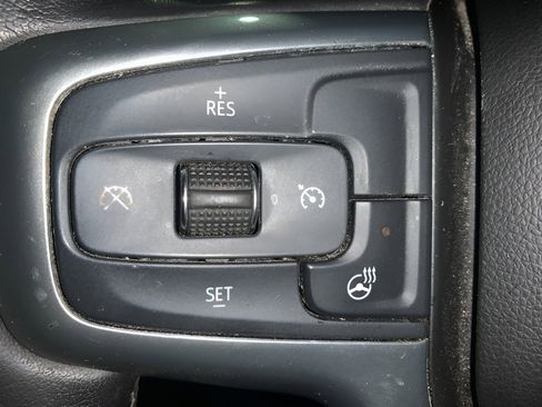 Used 2020 Chevrolet Silverado 2500 LTZ w/ LTZ Plus Package image 11