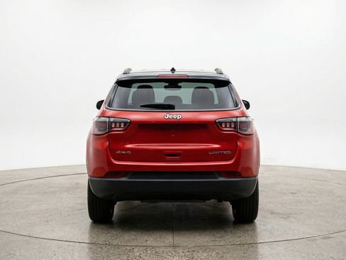Used 2025 Jeep Compass Limited AWD/4WD image 7
