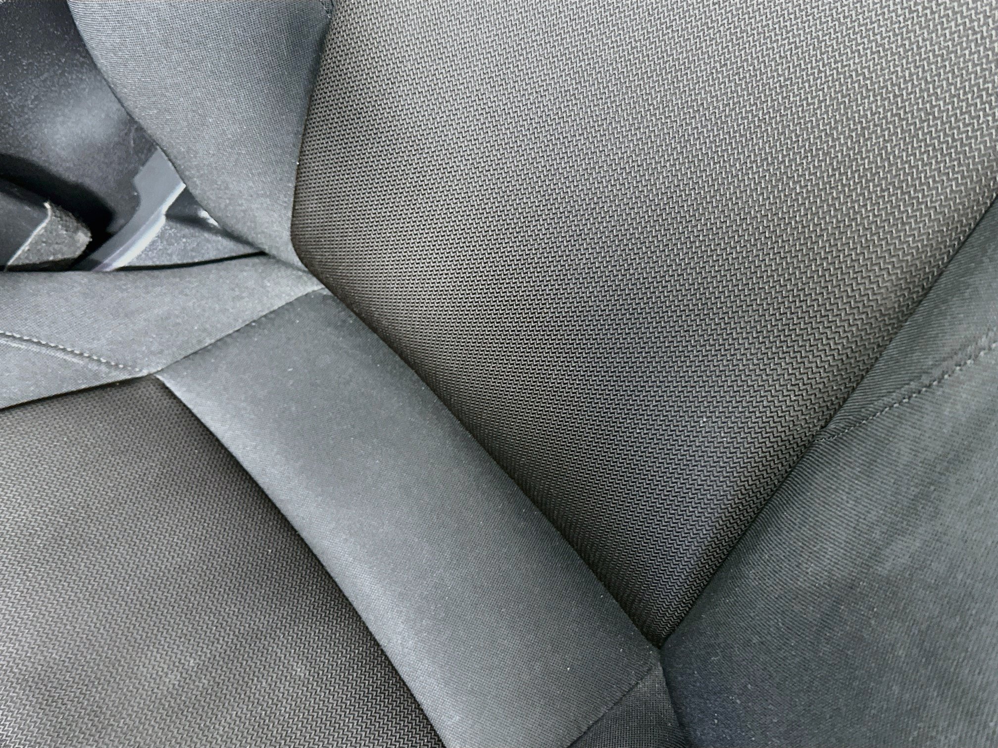 Used 2021 MAZDA MAZDA3 s FWD image 19