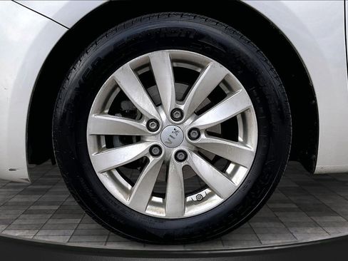 Used 2014 Kia Forte LX w/ Popular Package image 8