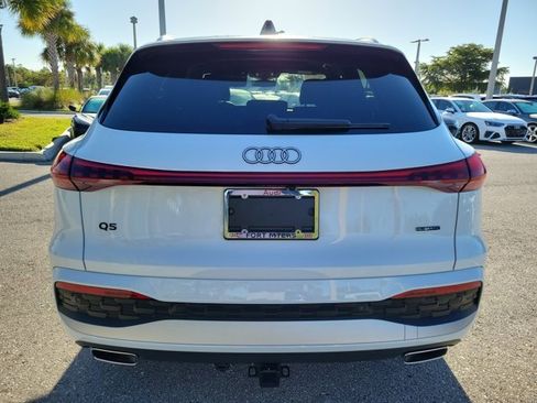 Certified 2025 Audi Q5 2.0T Premium w/ Convenience Package image 6