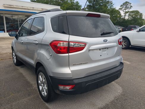 Used 2021 Ford EcoSport SE image 5