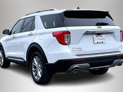 Used 2022 Ford Explorer Limited image 4