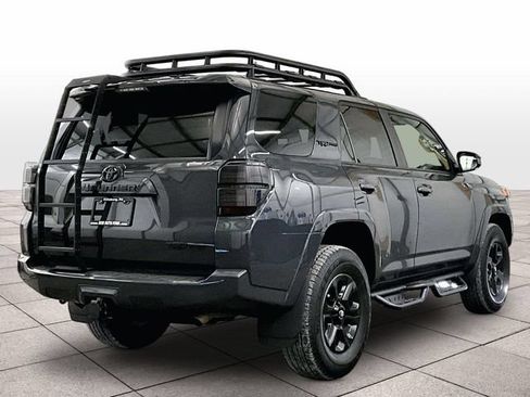 Used 2024 Toyota 4Runner SR5 AWD/4WD image 11