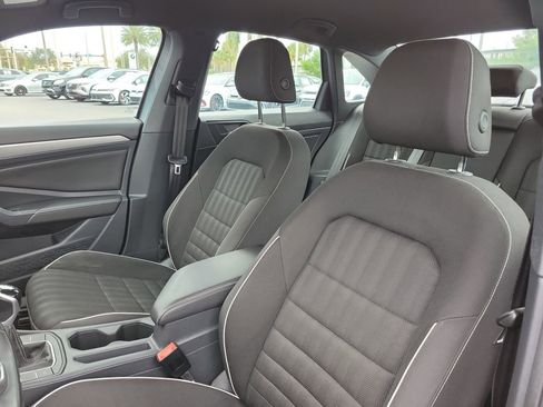 Used 2024 Volkswagen Jetta Sport image 18