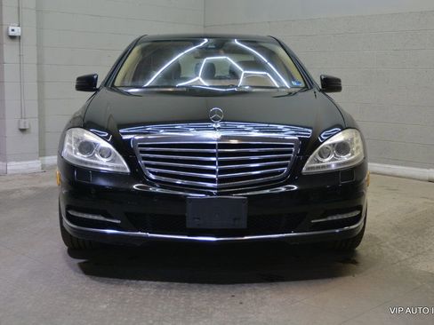 Used 2010 Mercedes-Benz S 550 4MATIC image 5