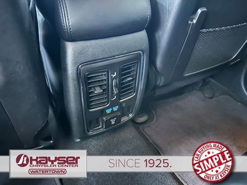 Certified 2022 Jeep Grand Cherokee Limited AWD/4WD image 37