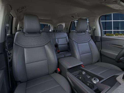 New 2026 Ford Explorer Active w/ Active Comfort Package image 10