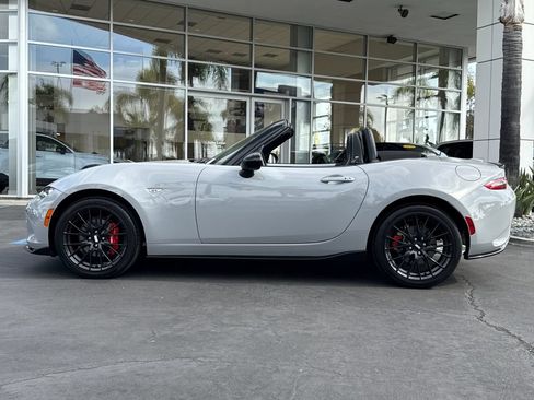 Used 2024 MAZDA MX-5 Miata Club w/ Brembo/BBS Recaro Package RWD image 2