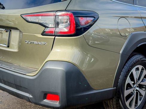 Used 2023 Subaru Outback Premium image 17