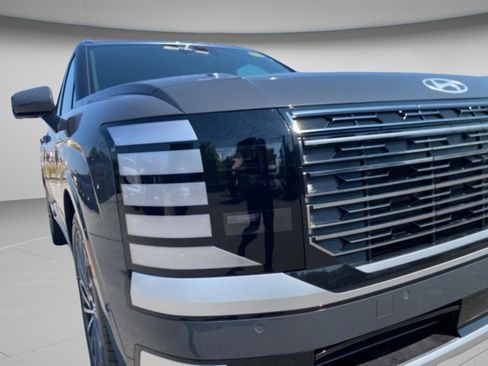 New 2026 Hyundai Palisade Calligraphy FWD image 9