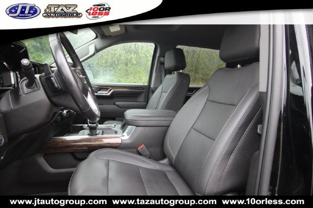 Used 2023 GMC Sierra 1500 Elevation w/ Elevation Premium Package AWD/4WD image 3
