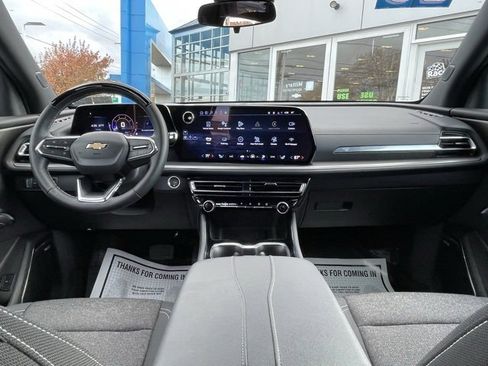 New 2025 Chevrolet Traverse LT w/ Enhanced Driving Package image 28