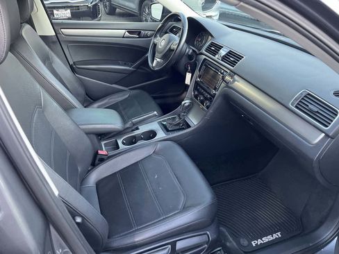 Used 2015 Volkswagen Passat TDI SE image 14