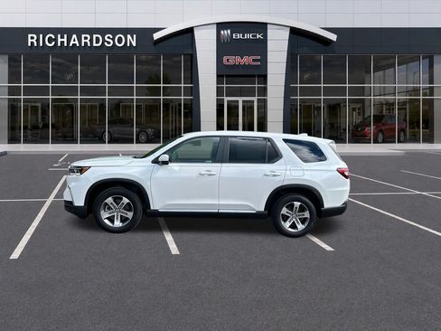 Used 2023 Honda Pilot EX-L image 3