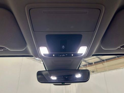 Used 2025 Honda CR-V EX-L image 42