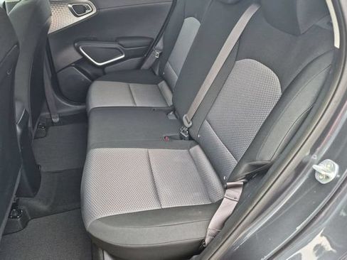 Used 2022 Kia Soul LX FWD image 21