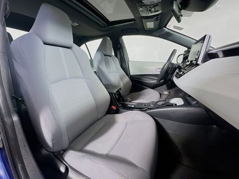Certified 2021 Toyota Corolla SE w/ SE Premium Package FWD image 24