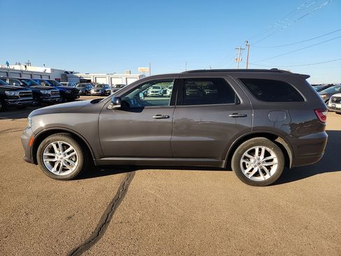Used 2024 Dodge Durango GT image 2