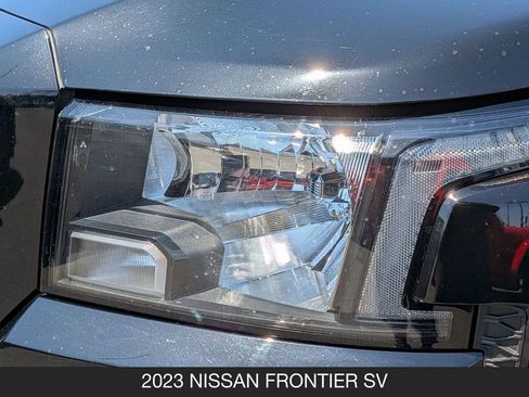 Used 2023 Nissan Frontier SV w/ SV Convenience Package RWD image 10