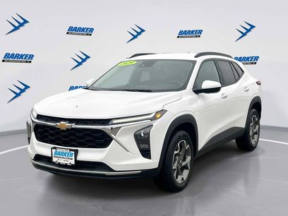 Used 2025 Chevrolet Trax LT w/ LT Convenience Package