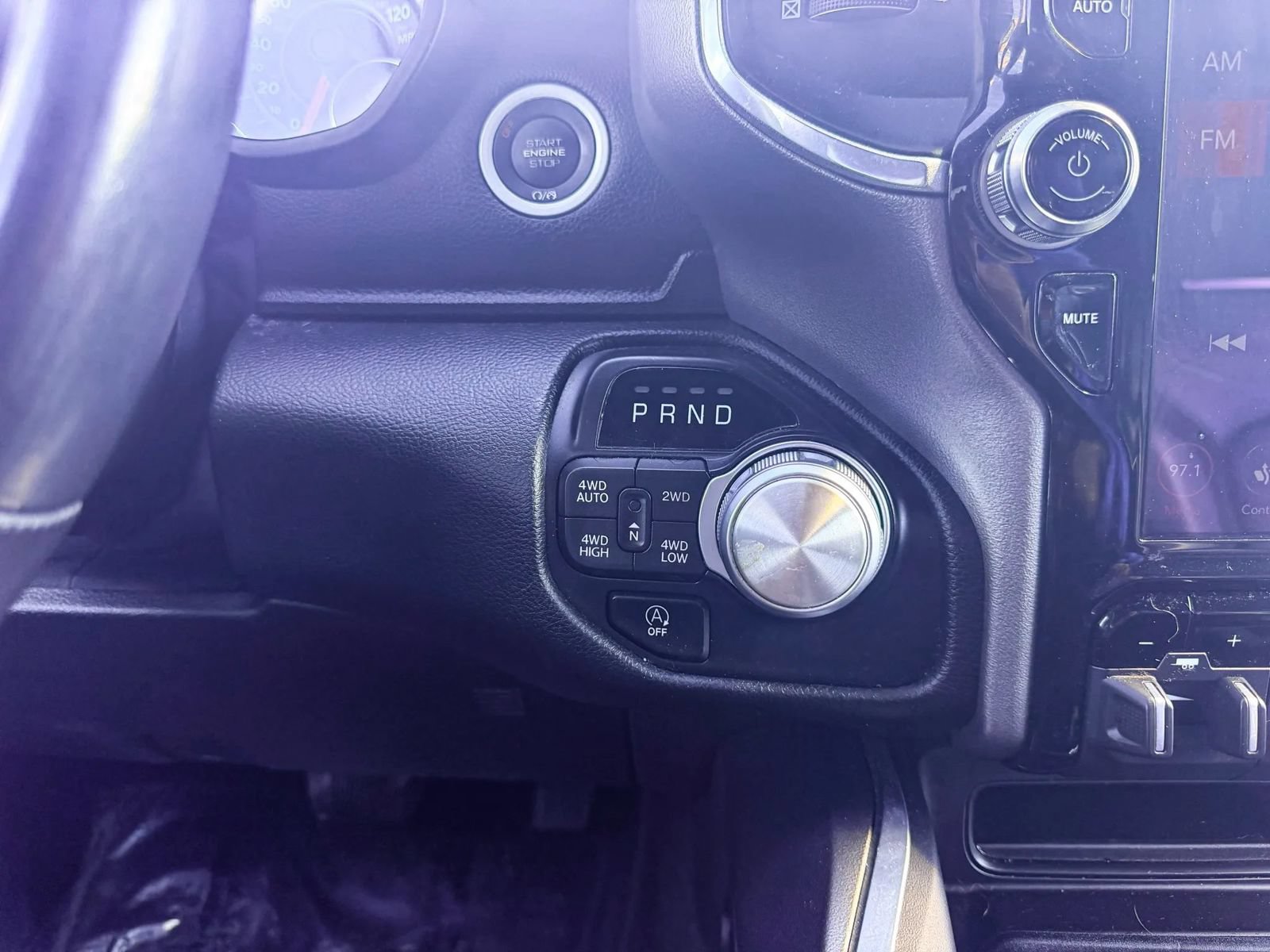 Used 2021 RAM 1500 Laramie AWD/4WD image 35