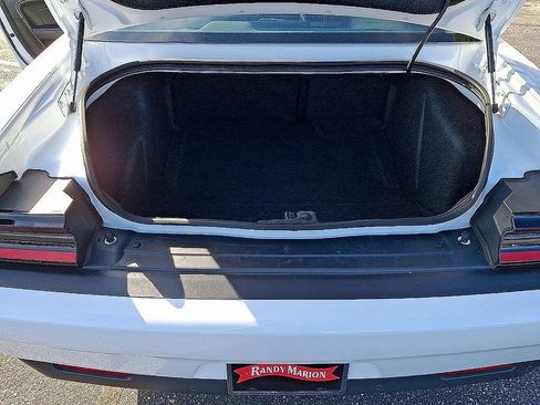 Used 2022 Dodge Challenger R/T w/ Plus Package image 28