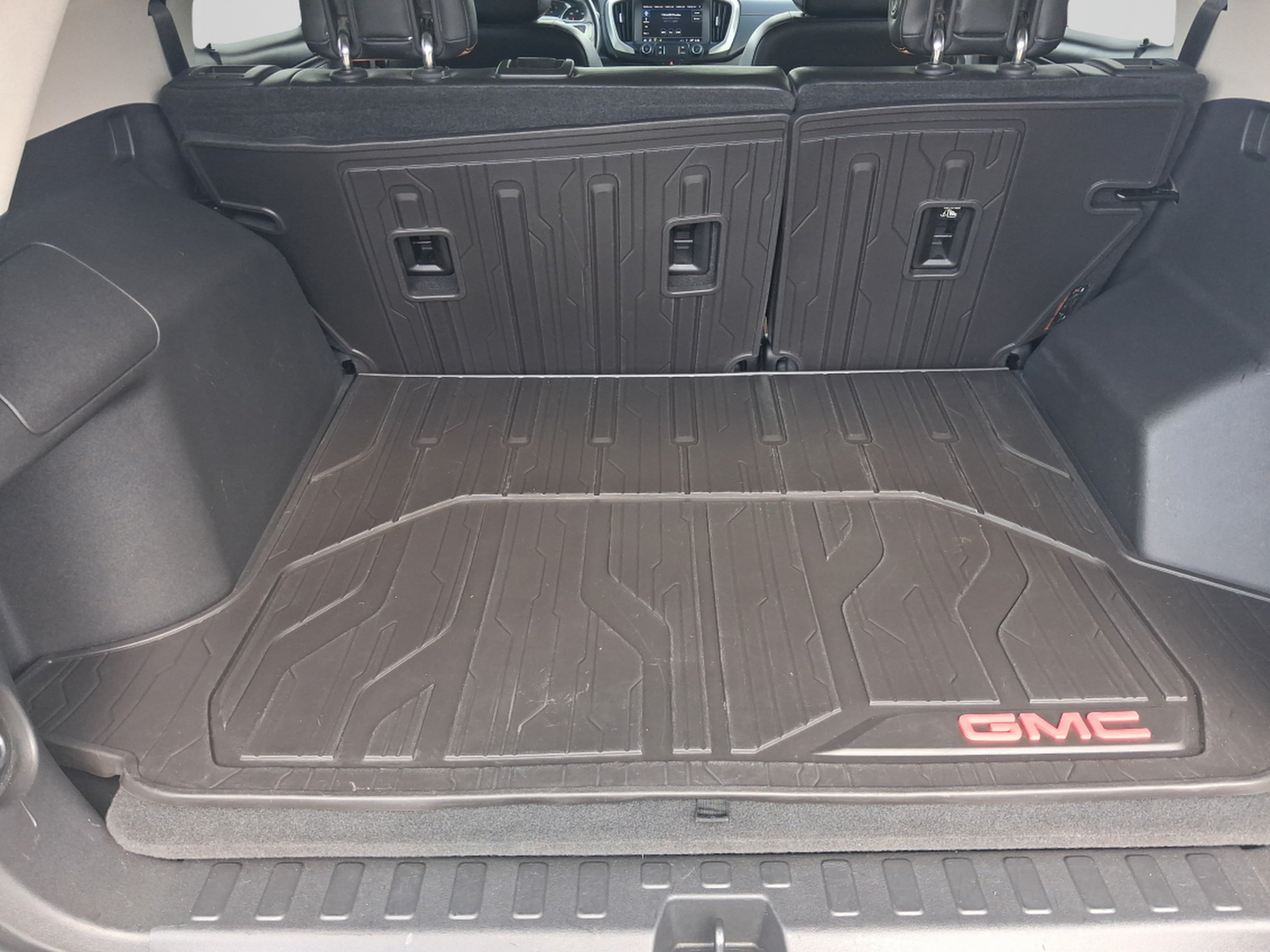 Used 2019 GMC Terrain SLT w/ Preferred Package FWD image 53
