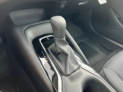 Certified 2025 Toyota Corolla LE FWD image 26