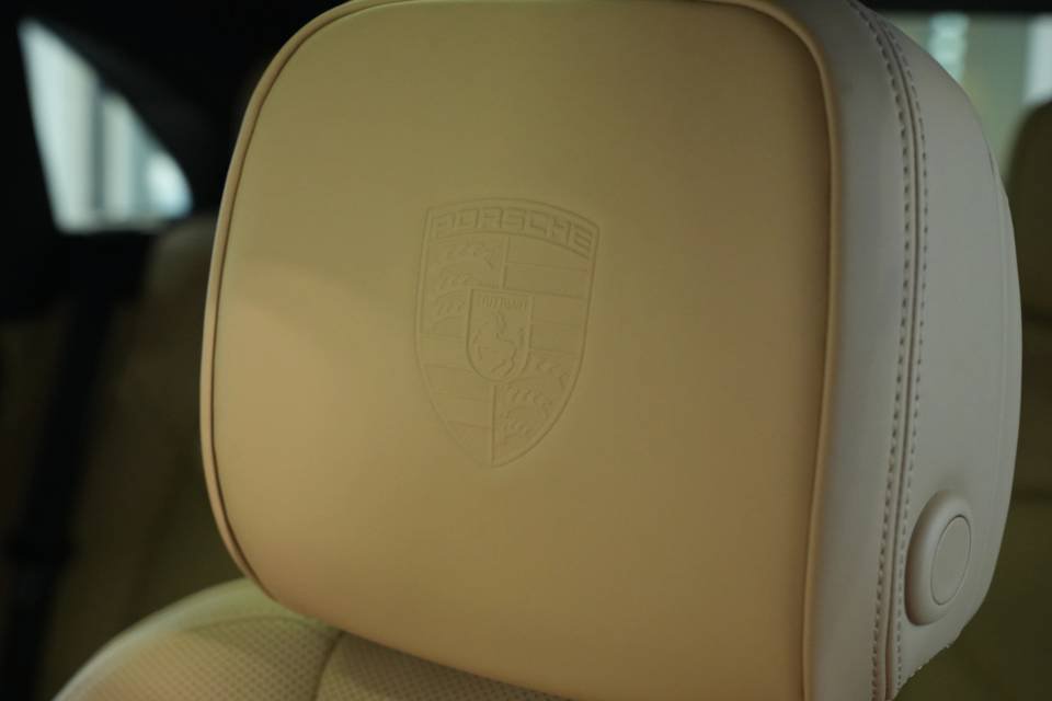 Certified 2026 Porsche Macan AWD/4WD image 34